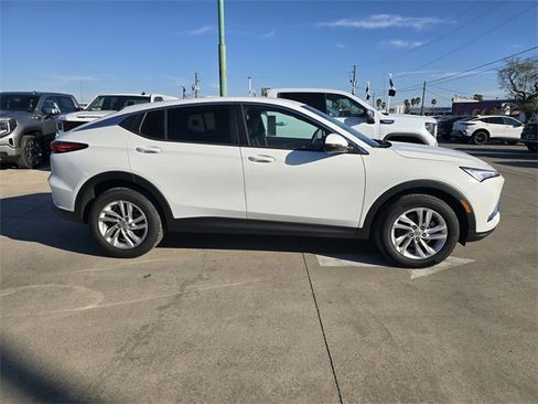 New 2026 Buick Envista Preferred image 4