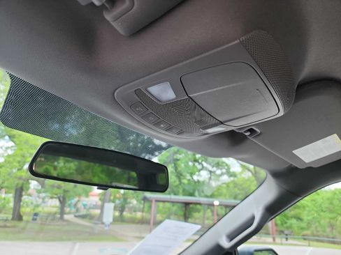 Used 2015 Ford F150 XLT RWD image 20