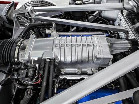 Used 2005 Ford GT RWD image 31