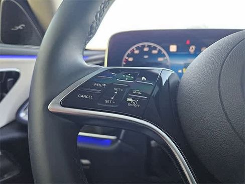 Used 2025 Mercedes-Benz E 450 4MATIC All-Terrain Wagon image 25