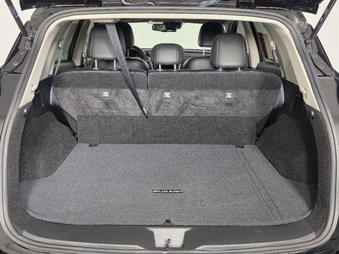 Used 2023 Nissan Murano SV w/ SV Midnight Edition Package image 19