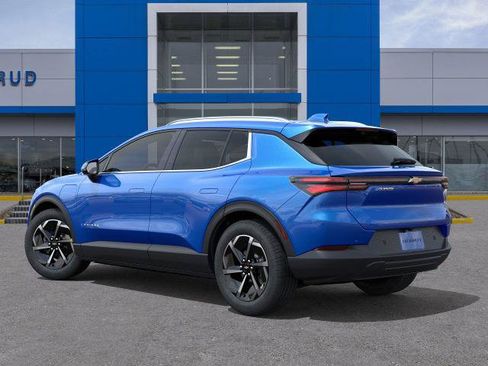 New 2026 Chevrolet Equinox EV LT FWD image 27