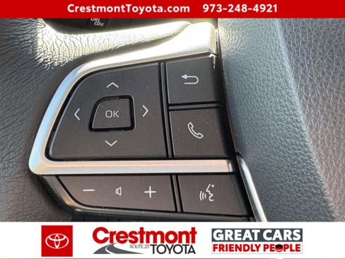 Certified 2025 Toyota Sienna XLE AWD/4WD image 21
