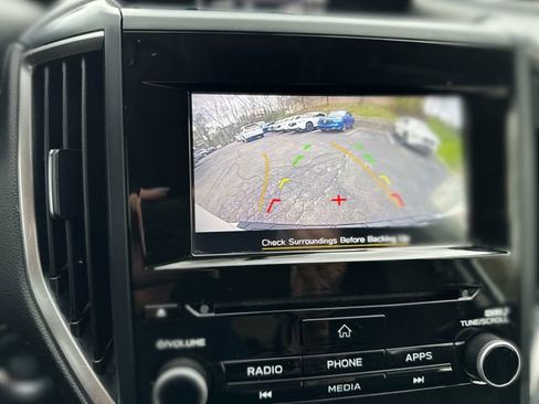 Used 2019 Subaru Forester Premium AWD/4WD image 19
