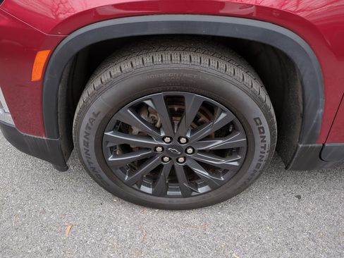 Used 2023 Chevrolet Traverse RS image 34