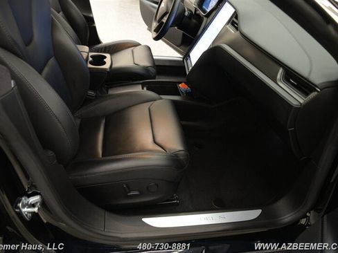 Used 2019 Tesla Model S Performance image 18