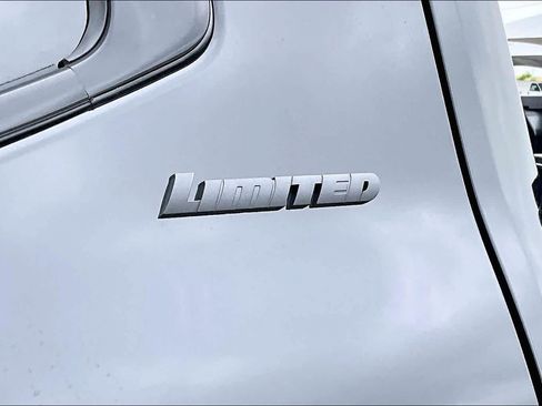 New 2026 Toyota Tundra Limited AWD/4WD image 18