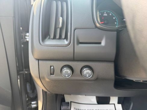 Used 2022 Chevrolet Colorado LT w/ Redline Special Edition AWD/4WD image 33