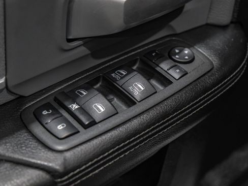 Used 2022 RAM 3500 Lone Star image 44