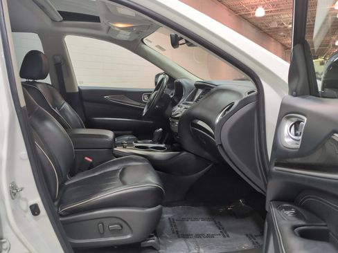 Used 2019 INFINITI QX60 Luxe w/ Essential Package AWD/4WD image 9