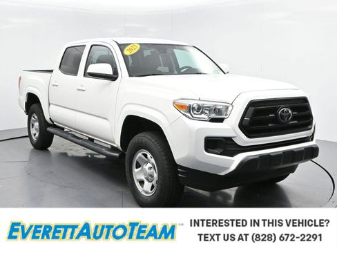 Used 2023 Toyota Tacoma SR AWD/4WD image 1