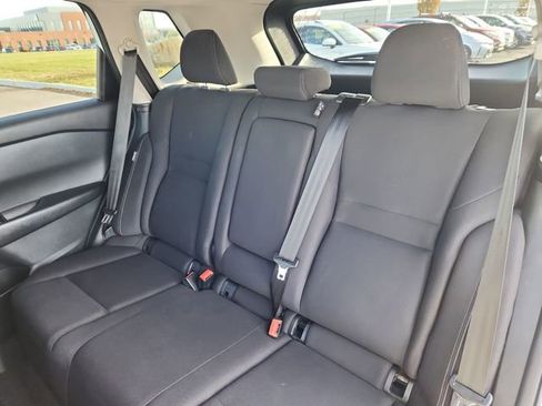 Used 2024 Nissan Rogue S image 24