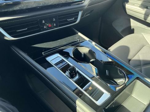 New 2026 Volkswagen Atlas SE FWD image 21