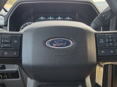 Used 2023 Ford F150 XLT w/ Trailer Tow Package image 25
