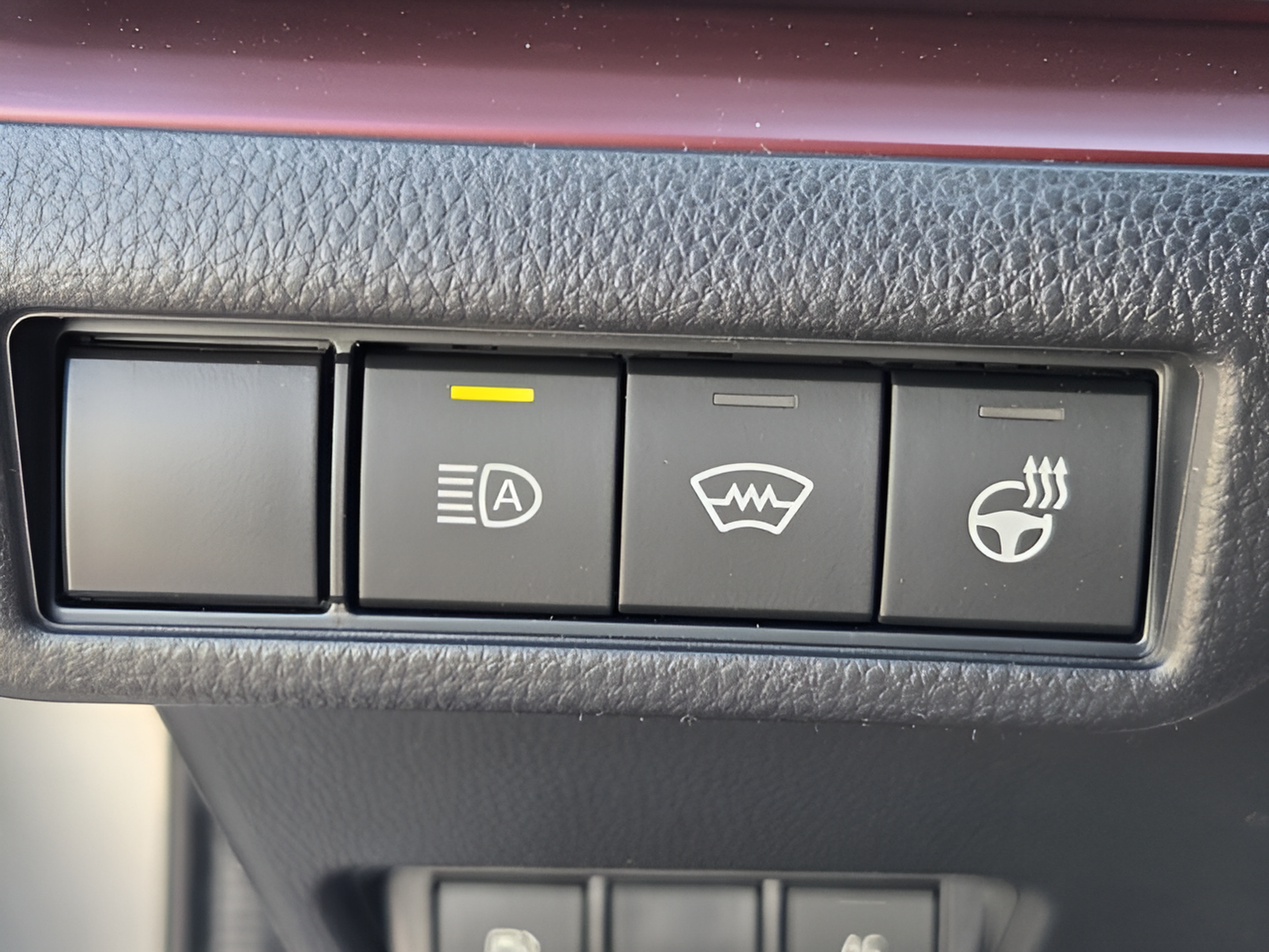New 2026 Toyota Prius Plug-In Hybrid FWD image 15