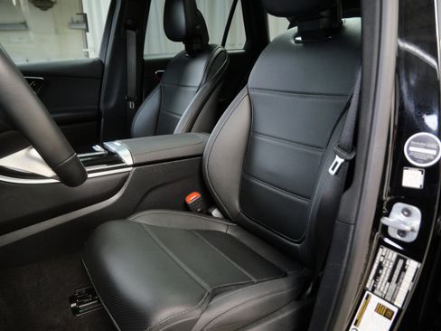 Certified 2026 Mercedes-Benz GLC 300 4MATIC image 3