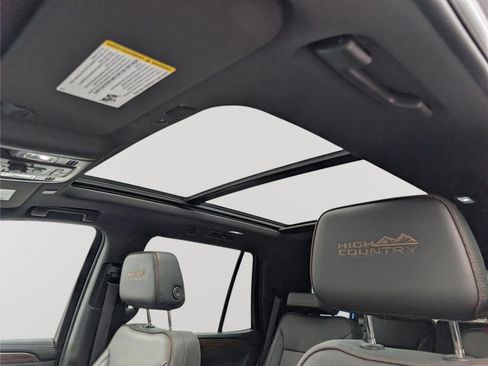 Used 2023 Chevrolet Tahoe High Country AWD/4WD image 34