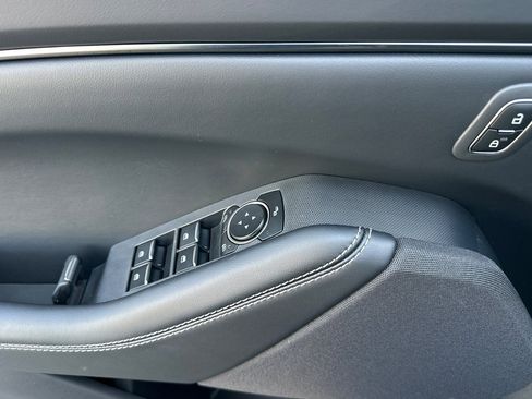 New 2026 Ford Mustang Mach-E Select RWD image 10