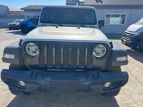 Used 2022 Jeep Wrangler Unlimited Sport AWD/4WD image 2