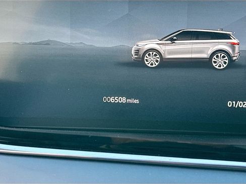 Used 2025 Land Rover Range Rover Evoque S image 18