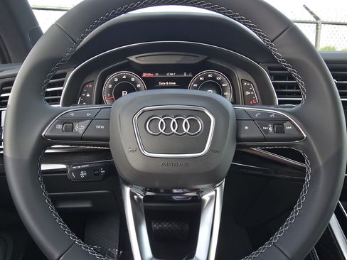 New 2026 Audi Q7 Premium Plus AWD/4WD image 24