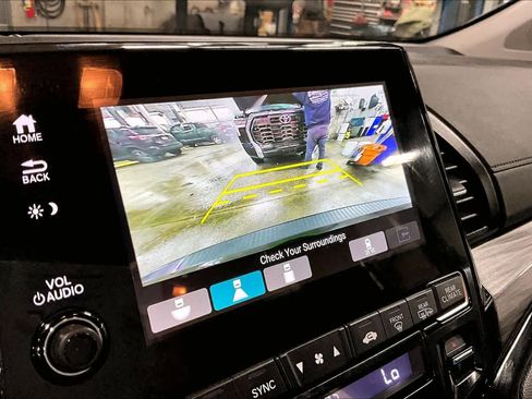 Used 2023 Honda Odyssey Elite image 27