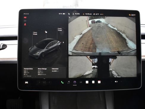 Used 2023 Tesla Model 3 Standard Range image 36