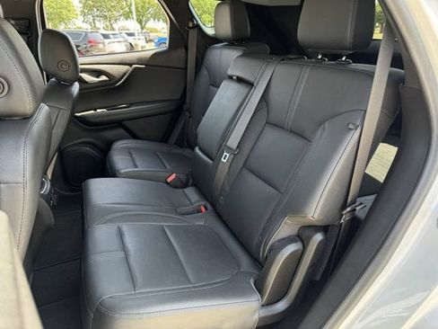 Used 2022 Chevrolet Blazer LT w/ Sound & Technology Package FWD image 31