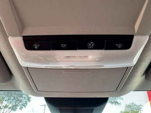 Used 2023 Nissan Sentra S FWD image 32