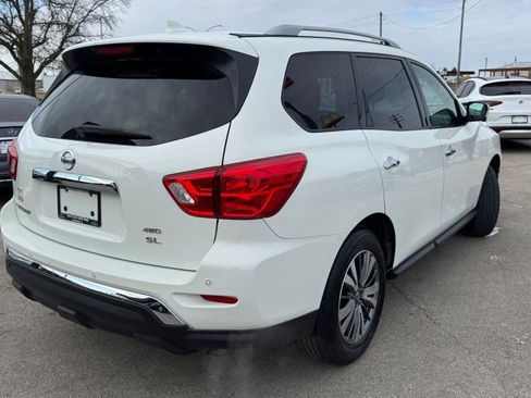 Used 2019 Nissan Pathfinder SL image 7