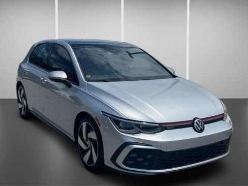 Used 2022 Volkswagen GTI SE FWD image 4