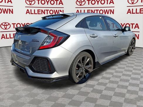 Used 2019 Honda Civic Sport Touring image 6