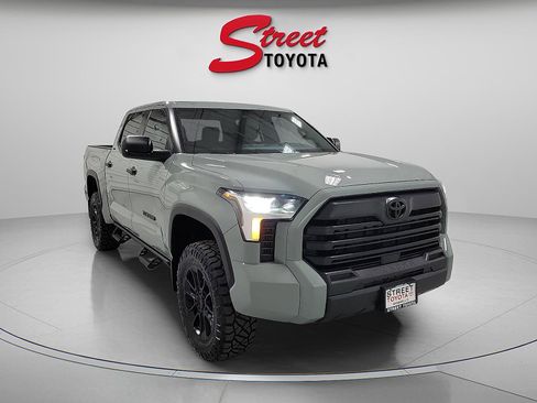 Certified 2025 Toyota Tundra SR5 image 5
