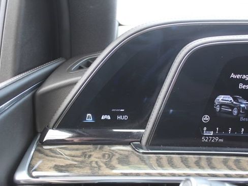 Used 2024 Cadillac Escalade Premium Luxury w/ Performance Package AWD/4WD image 29
