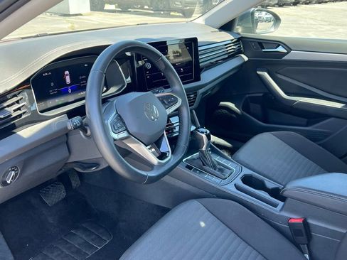 Used 2025 Volkswagen Jetta S FWD image 22