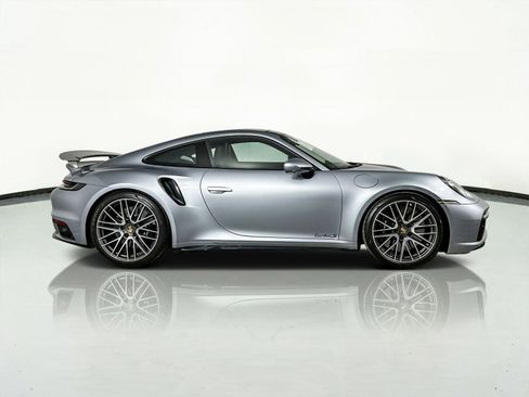 Used 2022 Porsche 911 Turbo S image 9