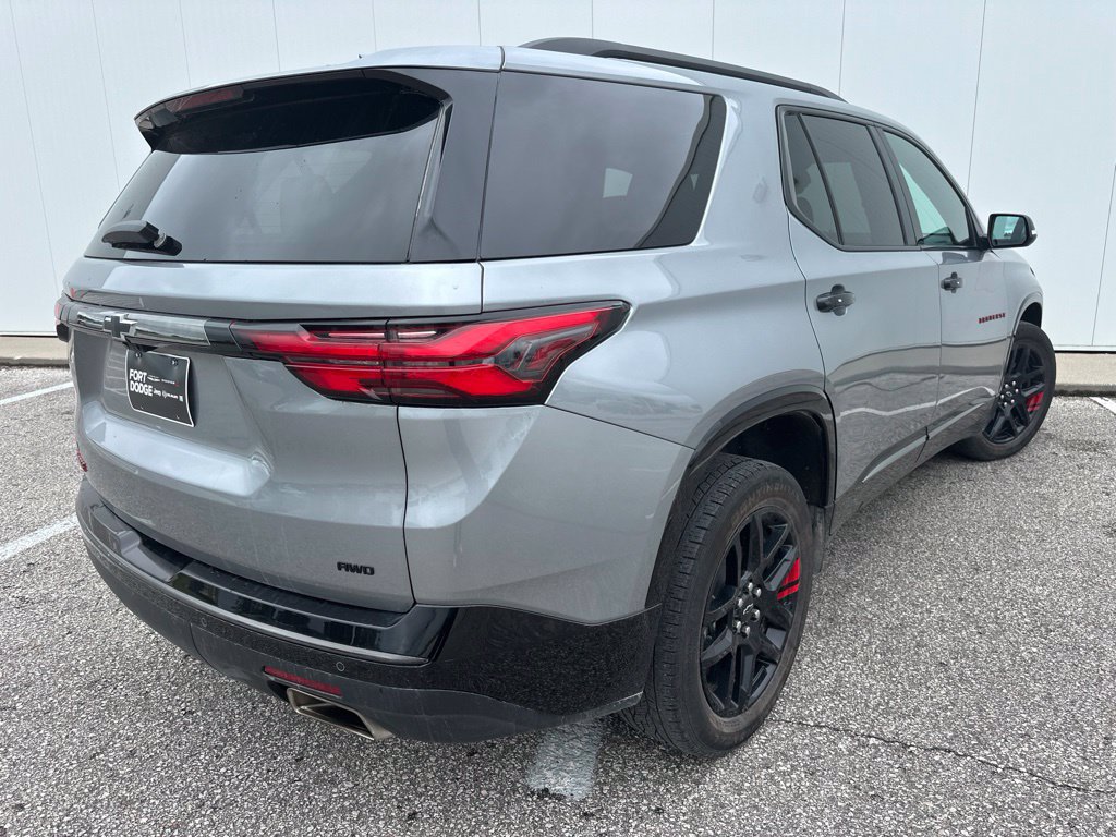 Used 2024 Chevrolet Traverse Premier w/ Redline Edition AWD/4WD image 7