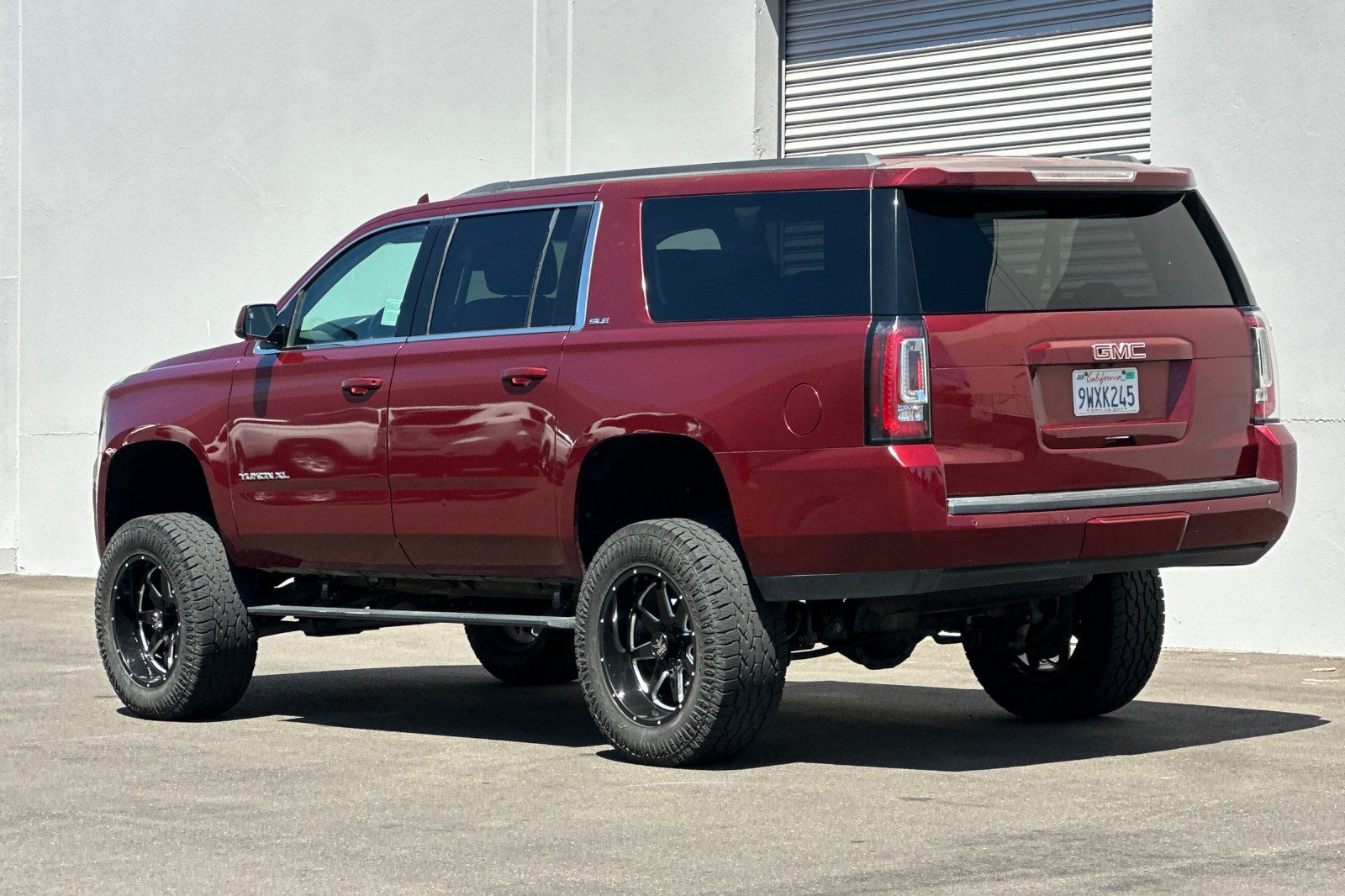 Used 2018 GMC Yukon XL SLE w/ SLE Value Package AWD/4WD image 6