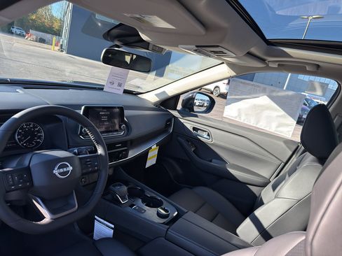 New 2026 Nissan Rogue SV w/ SV Premium Package image 25