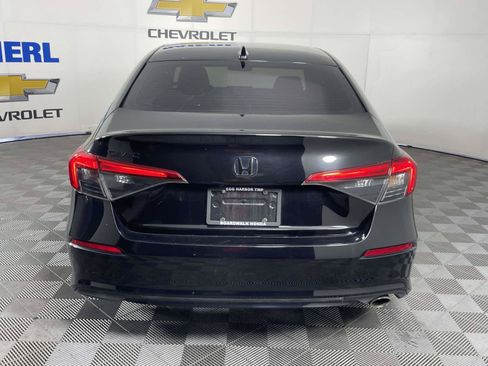 Used 2022 Honda Civic Sport image 4