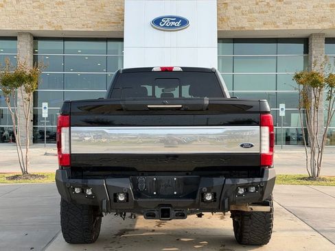 Used 2017 Ford F350 Platinum w/ Platinum Ultimate Package AWD/4WD image 23