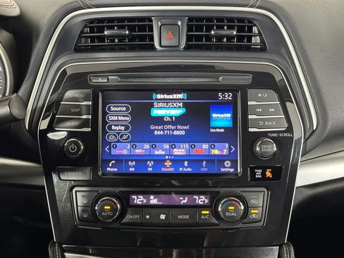 Used 2022 Nissan Maxima SV w/ Floor Mat Group FWD image 14
