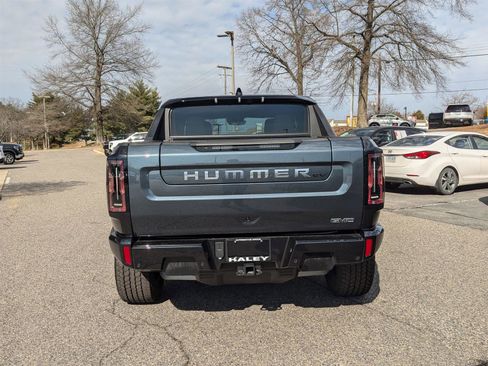 New 2025 GMC Hummer EV 2X image 4