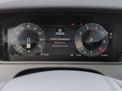 New 2026 Land Rover Range Rover Velar Dynamic SE AWD/4WD image 34