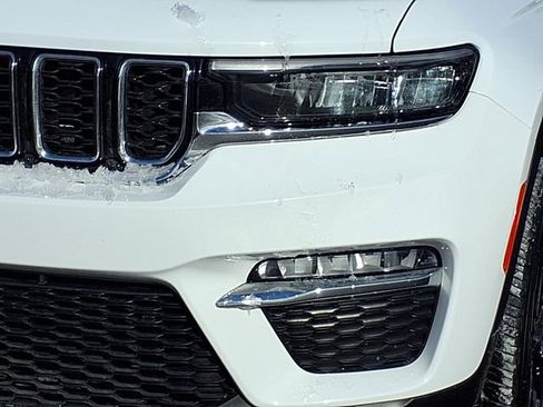 Used 2022 Jeep Grand Cherokee Limited 4xe image 29