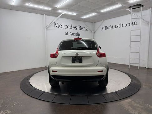 Used 2011 Nissan Juke SV image 6