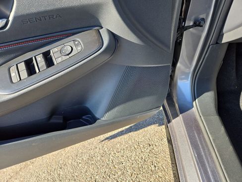 New 2026 Nissan Sentra SR w/ Floor Mat Package image 32