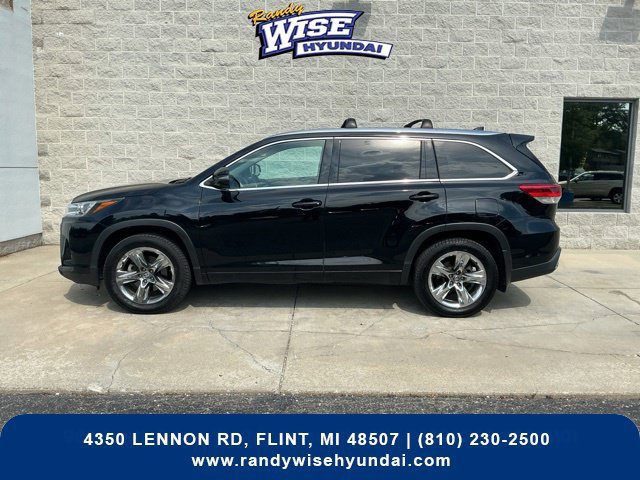 Used 2019 Toyota Highlander Limited Platinum AWD/4WD image 14