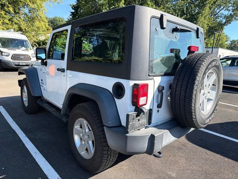 Used 2016 Jeep Wrangler Sport w/ Quick Order Package 24S AWD/4WD image 3