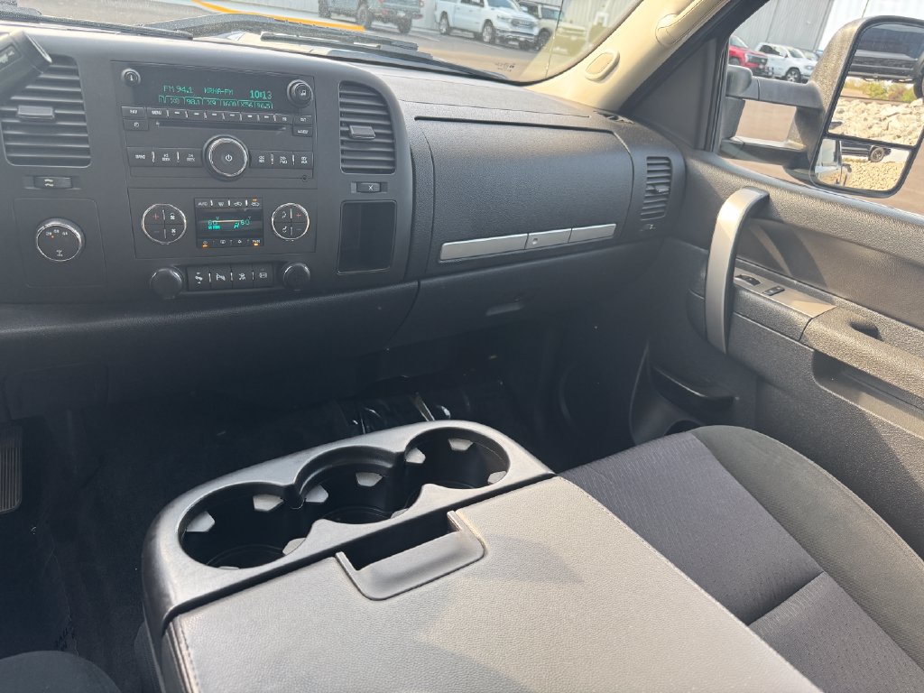 Used 2011 Chevrolet Silverado 3500 LT w/ Interior Plus Package AWD/4WD image 27